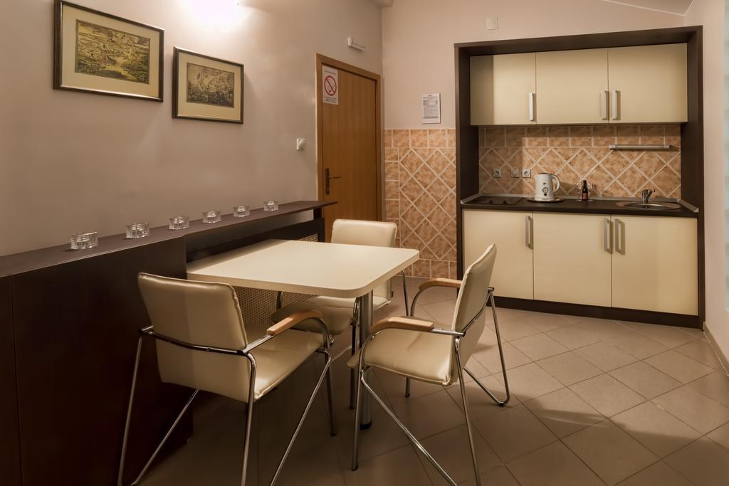 Konak Vukasinovic Hotel Belgrado Kamer foto