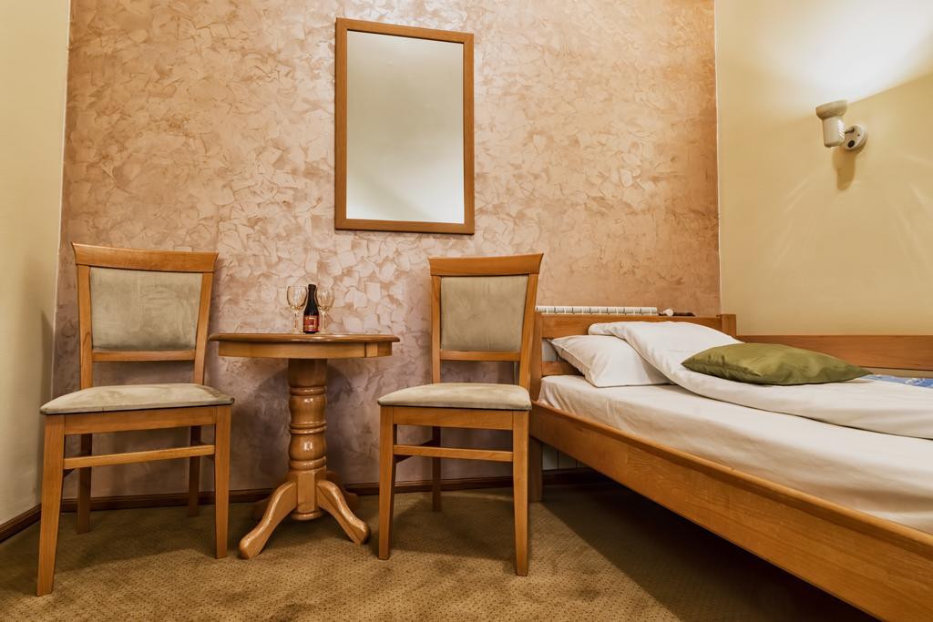 Konak Vukasinovic Hotel Belgrado Kamer foto