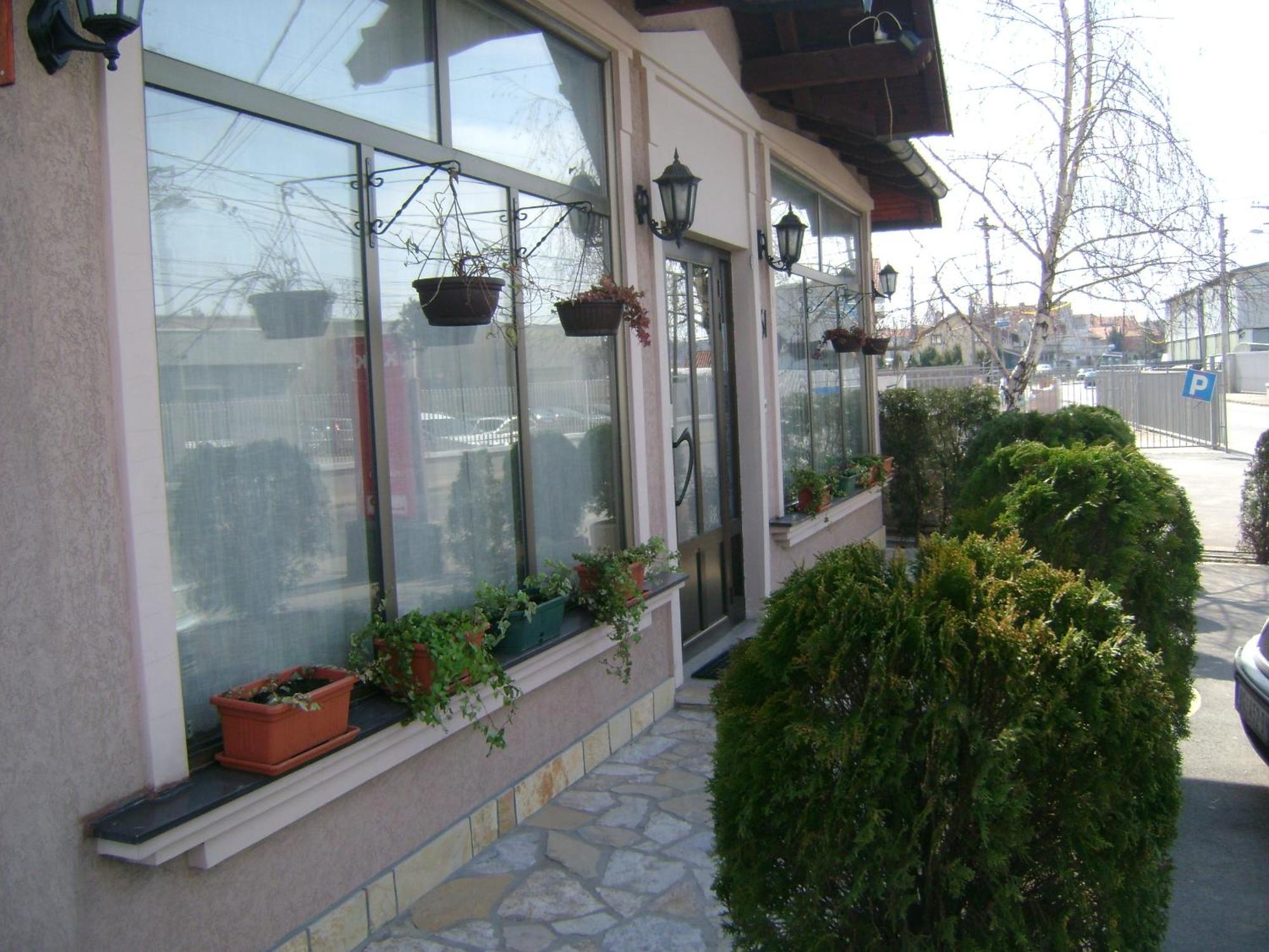 Konak Vukasinovic Hotel Belgrado Buitenkant foto
